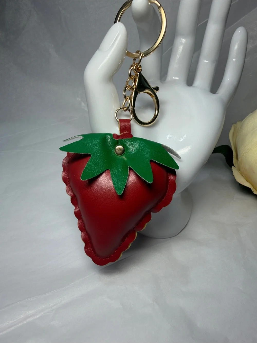 Strawberry Charm Key & Card Holder - Red/Green
